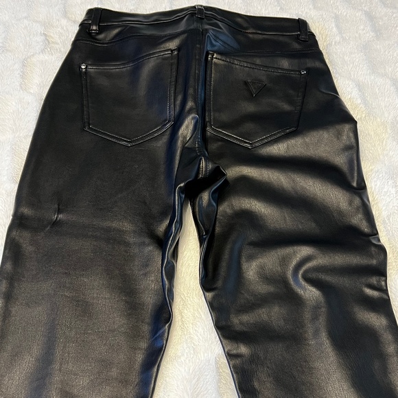 Guess Black Faux-Leather Pants Size 2 - Picture 4 of 10